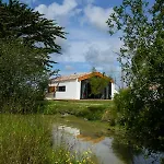 De La Grande Borderie Vakantiehuis Saint-Gervais (Vendee)