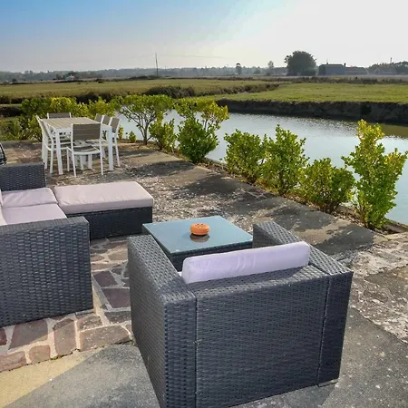 펜션 De La Grande Borderie *