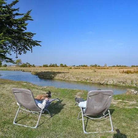 De La Grande Borderie Hébergement de vacances *