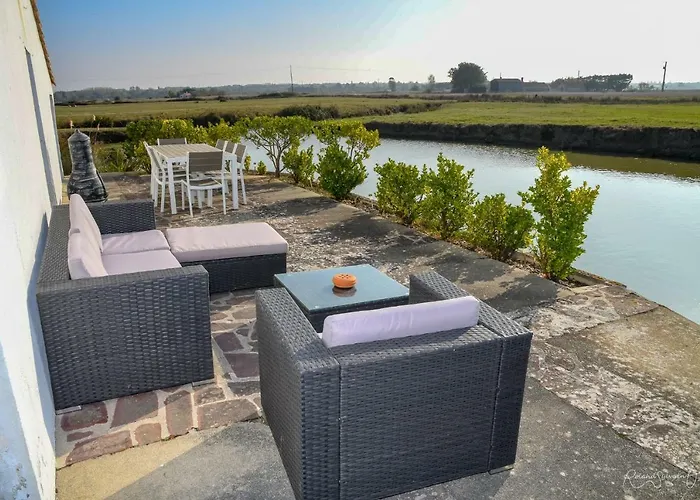 Holiday home De La Grande Borderie *